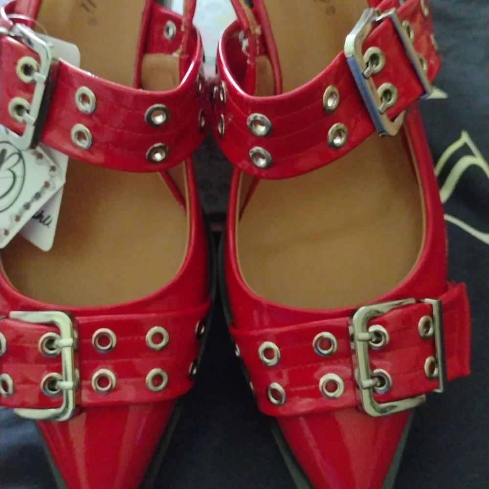 Chic Red Buckled Flats for Women - Picture 1 of 17